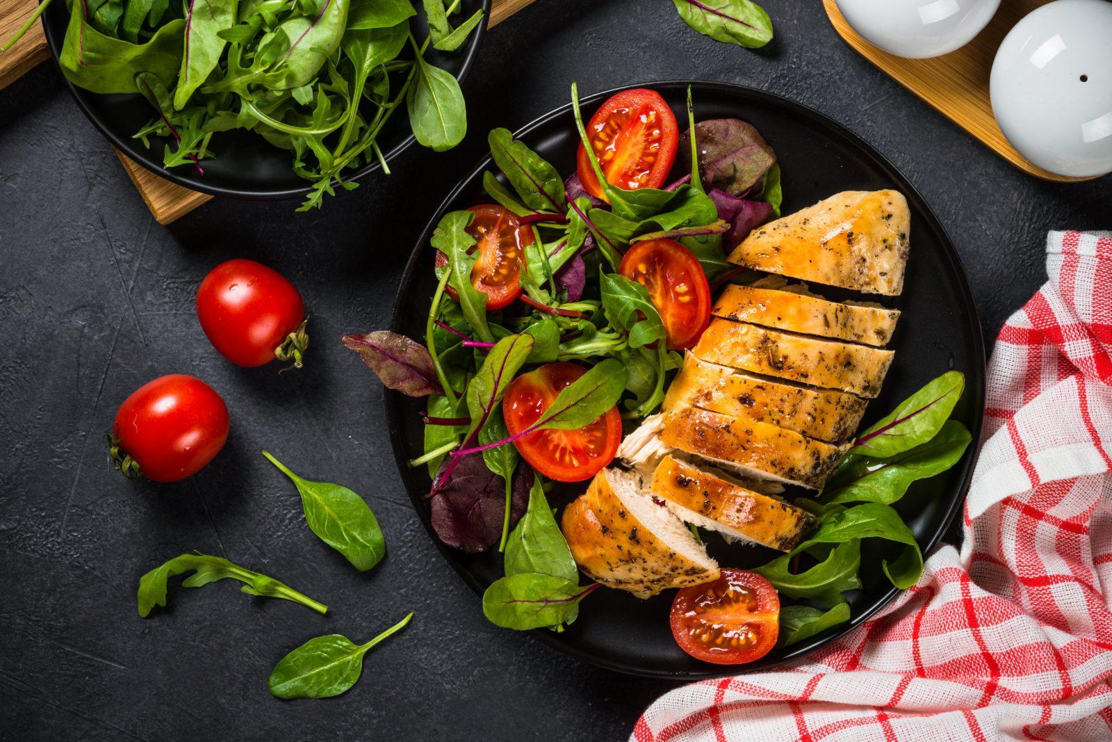 فيليه الدجاج مع صلصة الزعفران